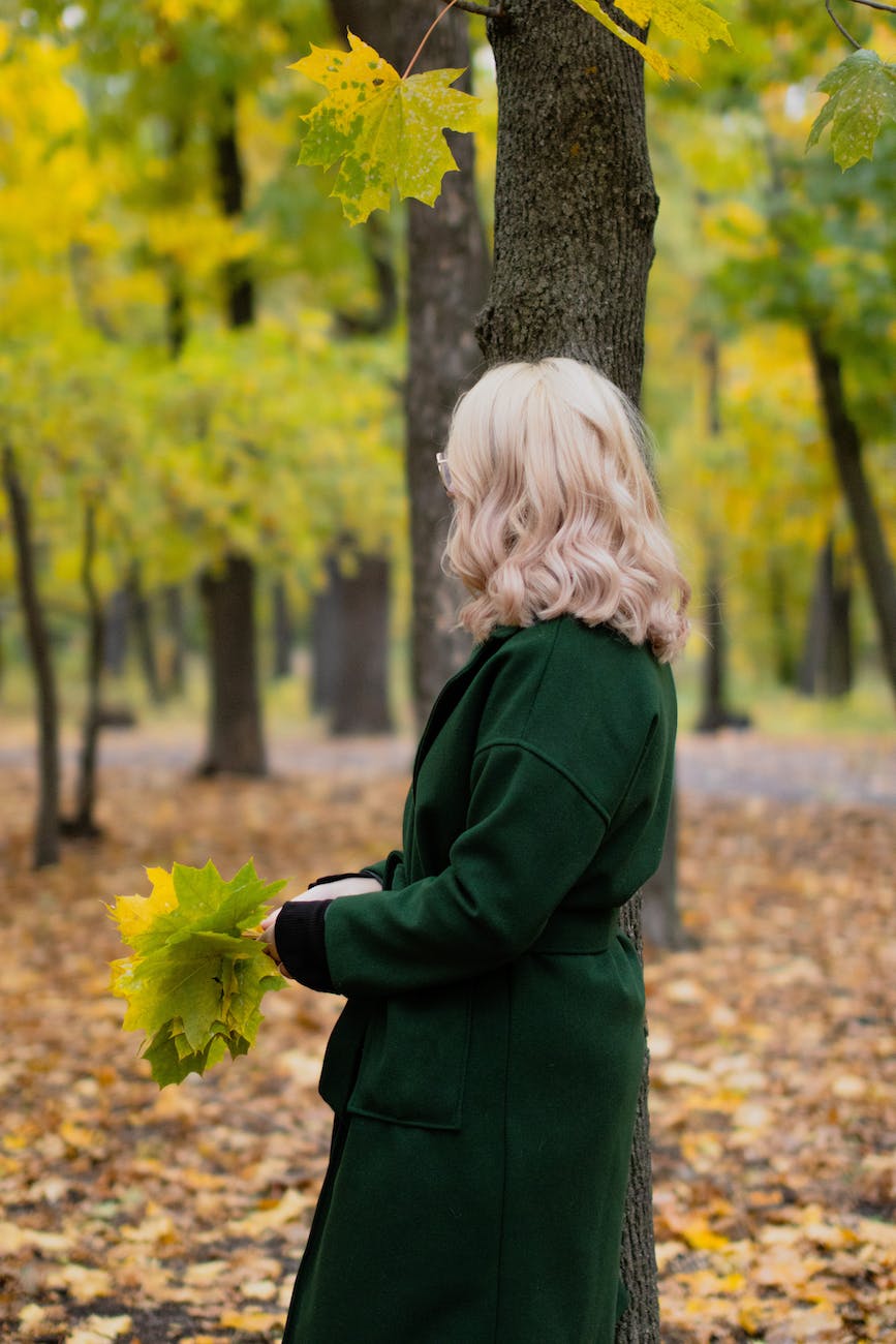 Green coat outlet outfit